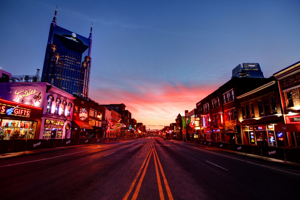 Hotel Insurance Built For The Nashville Area | Distinguished Programs